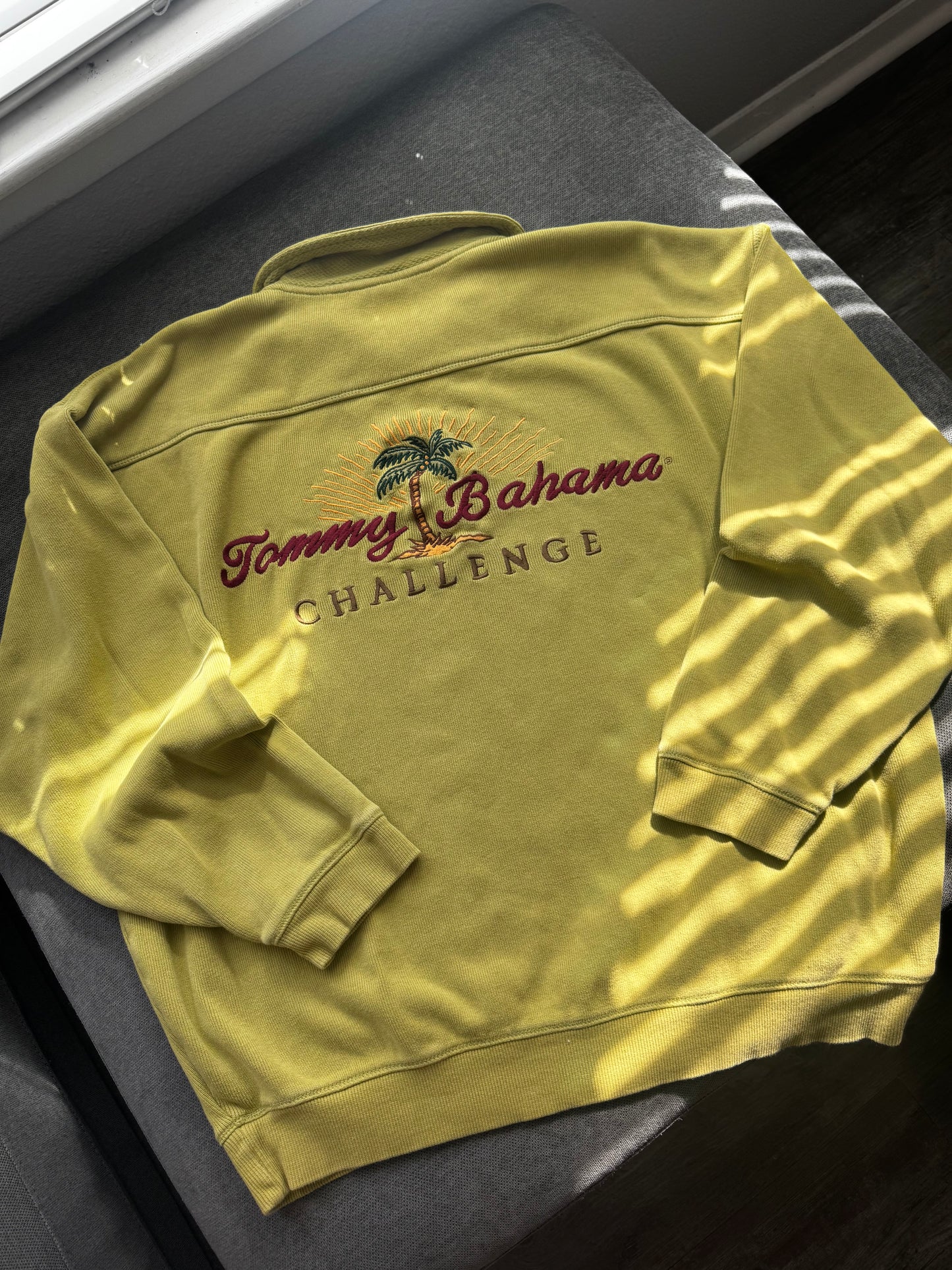 Vintage Tommy Bahama Pull over Sweater